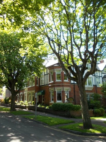 April House, HARROGATE Ref: 0355