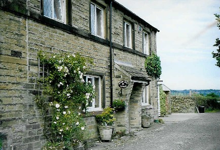 Manor Mill Cottage, HUDDERSFIELD Ref: 0305