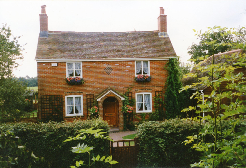Primrose Cottage, LYNDHURST Ref: 0097